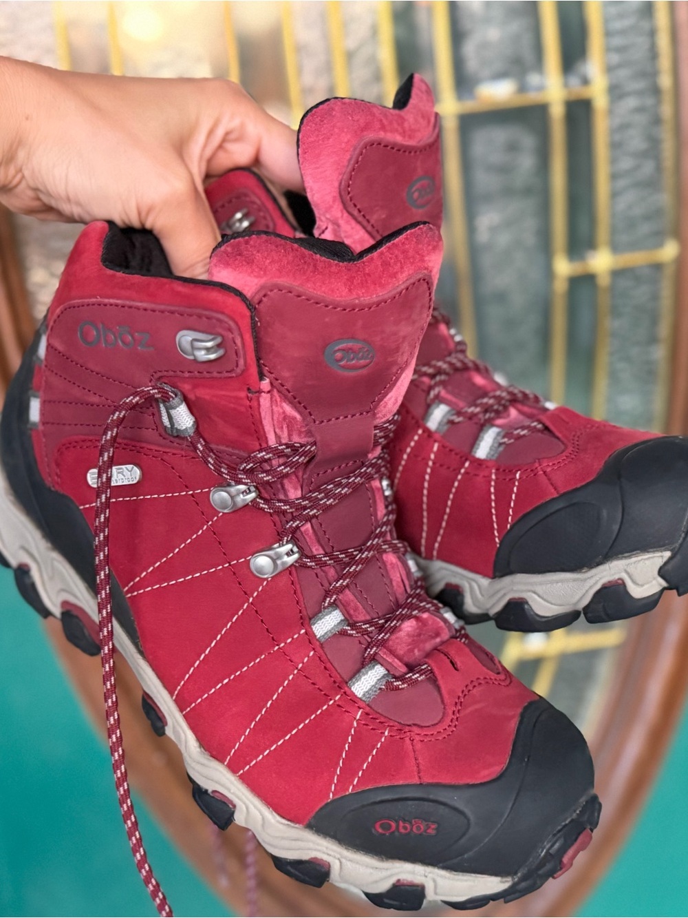 Oboz Women's Bridger Mid B-DRY Hiking Boots Womens 9.5 wide rio red 40 euro
